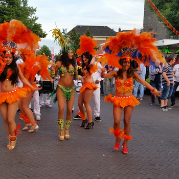 Sfeerbeeld van tropisch entertainment